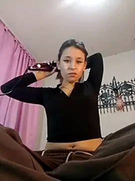 RubyEmerald online show from November 26, 2025, 2:11 am