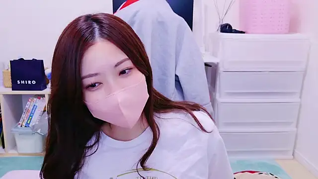 oxo yuna oxo online show from January 5, 2025, 5:30 am