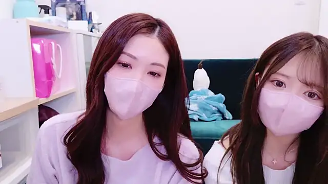 oxo yuna oxo online show from January 3, 2025, 12:40 pm