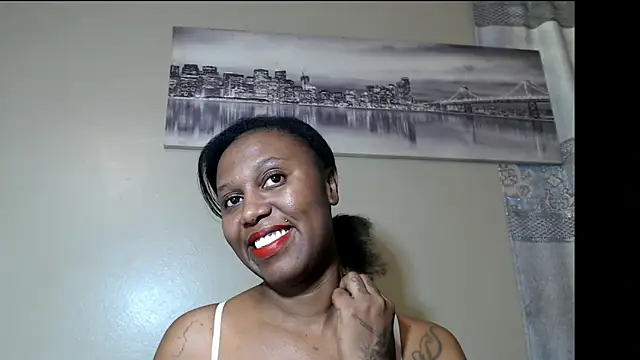 YourDreamLady22 online show from November 22, 2025, 8:46 am