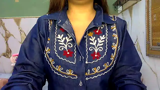 Hoty-Shivangi online show from October 18, 2025, 6:04 am