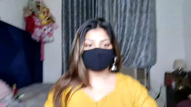 Snapshot of Hoty-Shivangi chatting on June 25, 2026, 3:28 pm Hoty-Shivangi online show from June 25, 2026, 3:28 pm