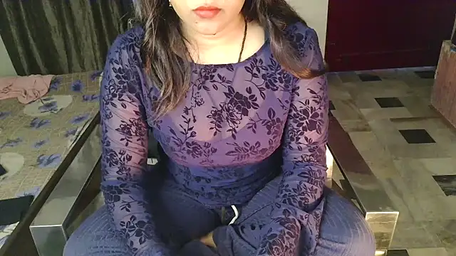 aarushi sharmaa online show from December 16, 2025, 5:22 am