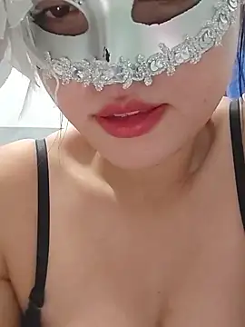 Snapshot of girldam95 chatting on February 21, 2026, 10:28 am girldam95 online show from February 21, 2026, 10:28 am