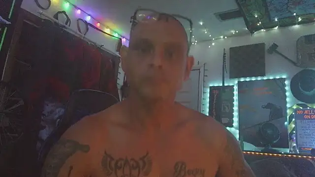 Buffshagswell online show from June 25, 2026, 9:53 pm