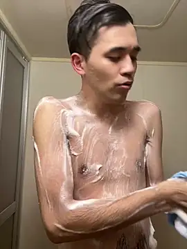 ryusei18570 online show from March 18, 2025, 12:39 pm