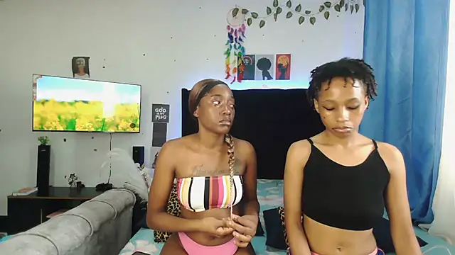 Zuri- online show from November 12, 2025, 4:49 am