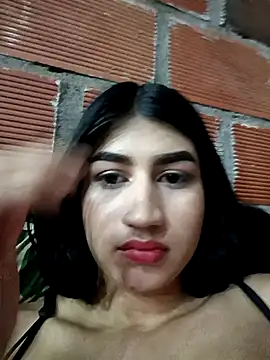 Julix A online show from February 12, 2026, 12:10 am