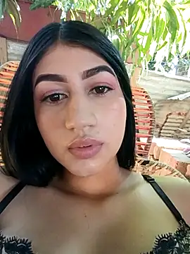 Julix A online show from September 26, 2025, 7:54 pm