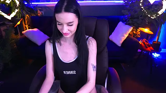 Snow WhiteeeX online show from March 21, 2025, 9:56 am