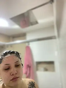 AHRI LEE online show from February 11, 2025, 9:46 pm