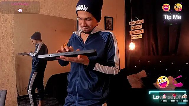 Gilbert 009 online show from March 6, 2025, 8:37 pm