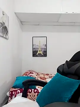 Hikaryfire online show from March 15, 2025, 4:35 am