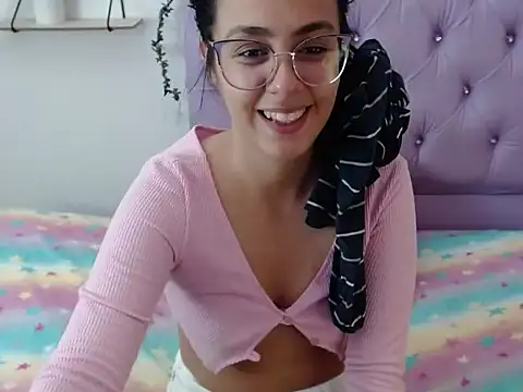 Freyja 01 online show from November 16, 2025, 9:51 pm