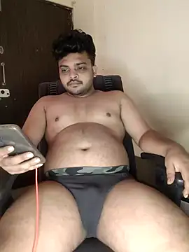 Mr Handsome hunk online show from December 10, 2024, 11:11 am