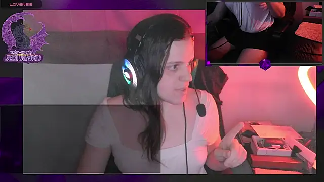 Rae-Suon online show from March 3, 2025, 11:03 pm