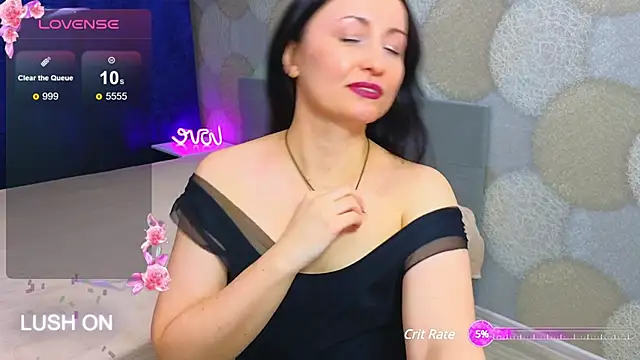 Snapshot of Roxyy_Star chatting on March 18, 2025, 1:01 pm Roxyy Star online show from March 18, 2025, 1:01 pm