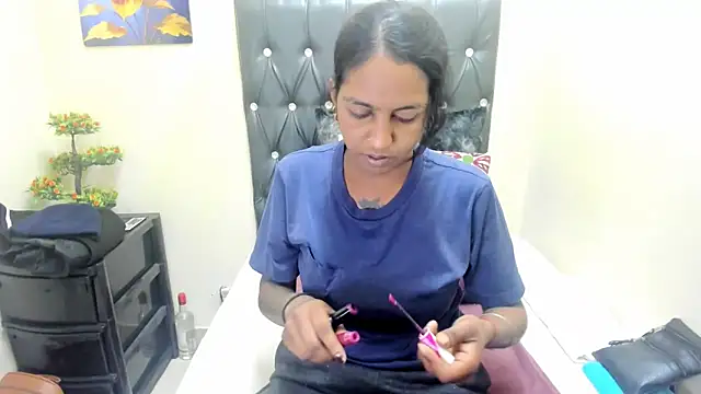 Temptressqeen online show from September 26, 2025, 4:41 am