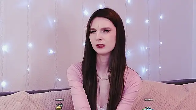 KimWilli online show from January 16, 2025, 10:23 pm