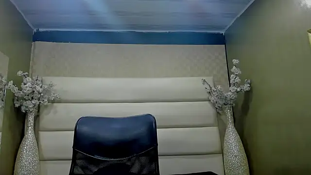 Desmon Clark online show from March 19, 2025, 11:39 am