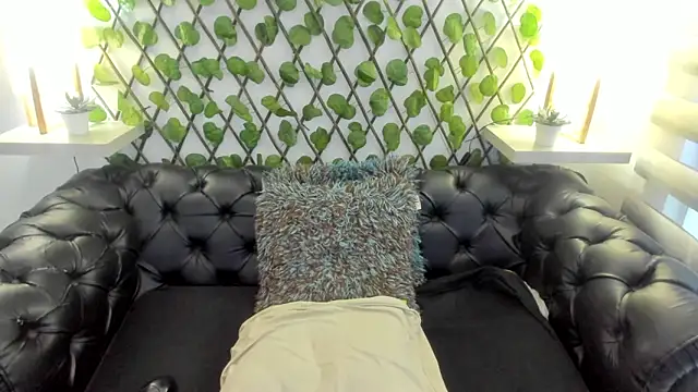 Snapshot of MARGOT_WHISPER chatting on September 10, 2025, 12:04 pm MARGOT WHISPER online show from September 10, 2025, 12:04 pm