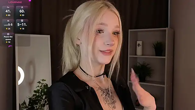 Naughty  Couplles online show from March 27, 2026, 3:04 am