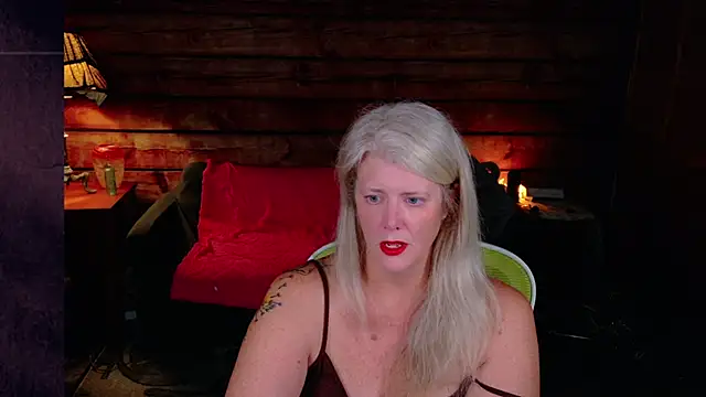 AliceHarlot online show from October 28, 2025, 3:29 am