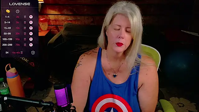 AliceHarlot online show from October 1, 2025, 3:00 am