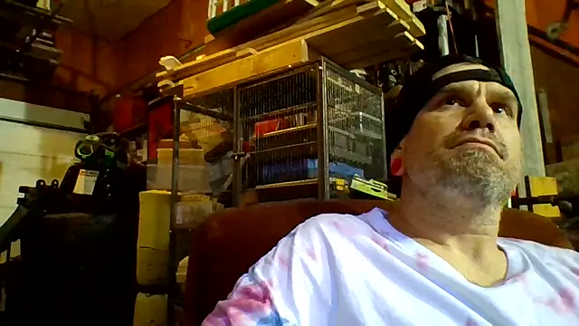 clitstitsandbongrips online show from March 12, 2025, 11:21 am