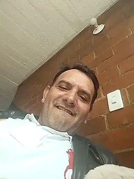 RogueTraveler online show from March 2, 2025, 4:14 pm