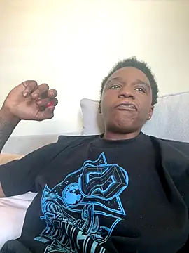 Snapshot of TransboyJay chatting on December 5, 2024, 7:55 pm TransboyJay online show from December 5, 2024, 7:55 pm