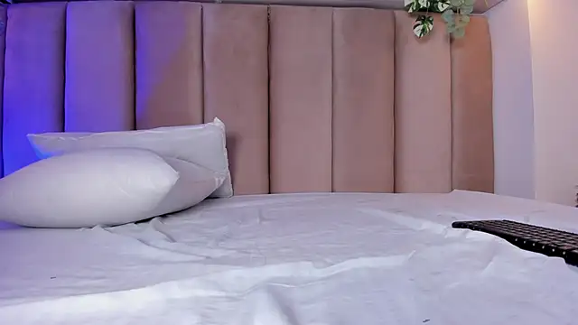 shysweets online show from March 15, 2025, 9:38 pm