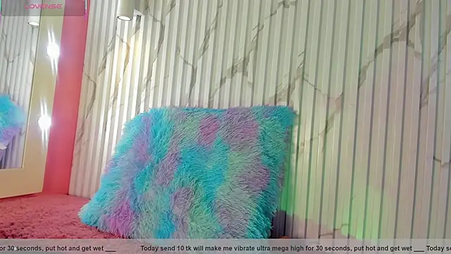 valentina lux online show from October 9, 2025, 7:14 pm