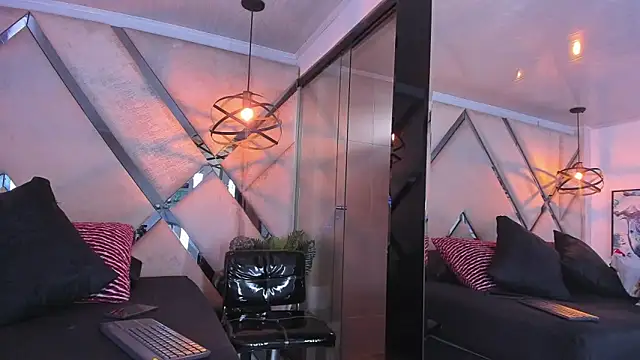 Liah Grey8 online show from February 27, 2026, 9:03 pm