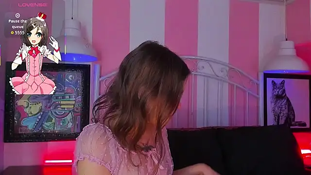 Liah Grey8 online show from November 18, 2025, 9:18 pm