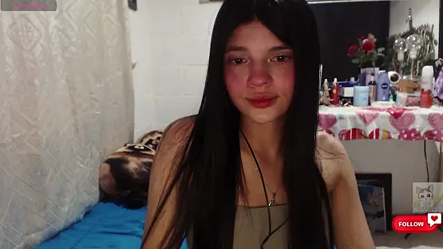 Sarahgin online show from May 10, 2026, 2:48 am