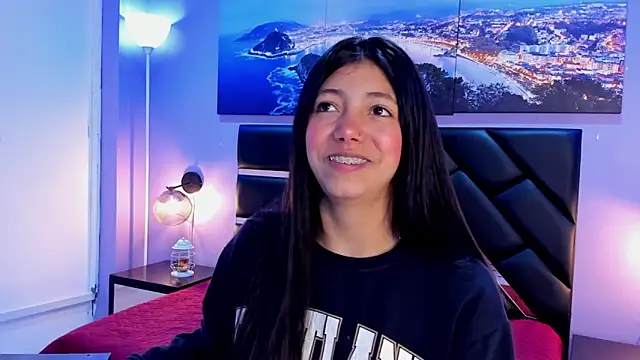 KimberlyVillaLobos online show from March 31, 2026, 12:40 pm