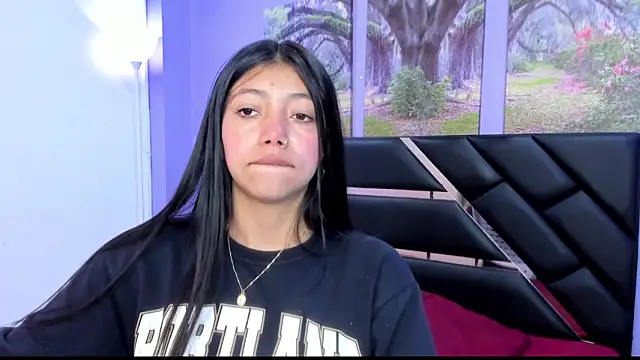 Snapshot of KimberlyVillaLobos chatting on September 20, 2025, 11:37 am KimberlyVillaLobos online show from September 20, 2025, 11:37 am