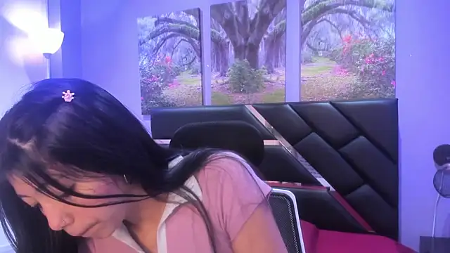 Snapshot of KimberlyVillaLobos chatting on November 25, 2025, 11:32 am KimberlyVillaLobos online show from November 25, 2025, 11:32 am