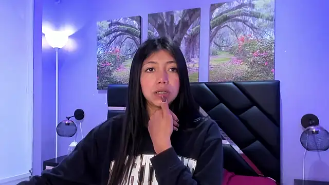 Snapshot of KimberlyVillaLobos chatting on December 1, 2025, 11:33 am KimberlyVillaLobos online show from December 1, 2025, 11:33 am