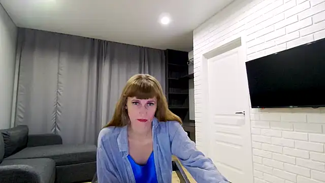 Daniella Lorente online show from October 13, 2025, 9:27 pm