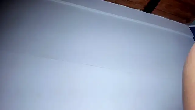 Snapshot of skinnycollins1 chatting on October 7, 2025, 1:39 am skinnycollins1 online show from October 7, 2025, 1:39 am