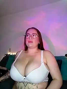 soofy   online show from March 10, 2026, 4:05 am