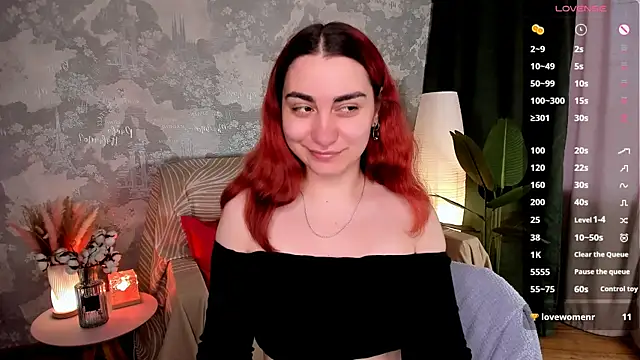 Snapshot of hannacheekss_ chatting on July 14, 2026, 2:05 am hannacheekss online show from July 14, 2026, 2:05 am
