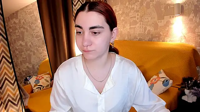Snapshot of hannacheekss_ chatting on June 5, 2026, 2:16 am hannacheekss online show from June 5, 2026, 2:16 am