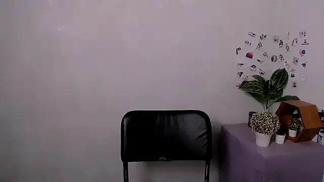 AliceSexyyy  online show from April 6, 2026, 3:13 am