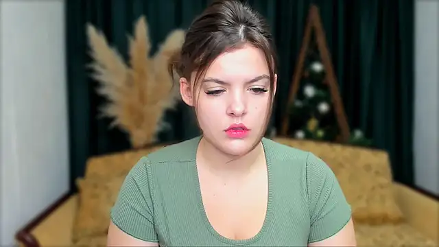 showmeparadise online show from January 8, 2025, 12:47 pm