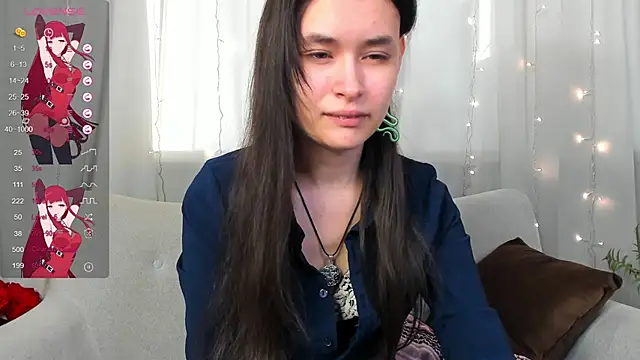 Emily Strikeee online show from March 3, 2025, 9:45 am