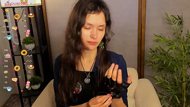 Emily Strikeee online show from September 15, 2025, 10:05 am