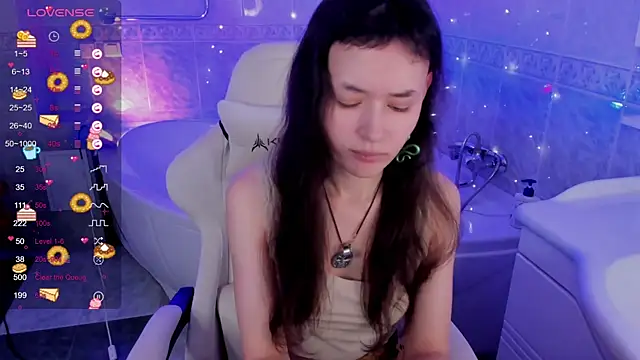 Emily Strikeee online show from September 18, 2025, 9:56 am